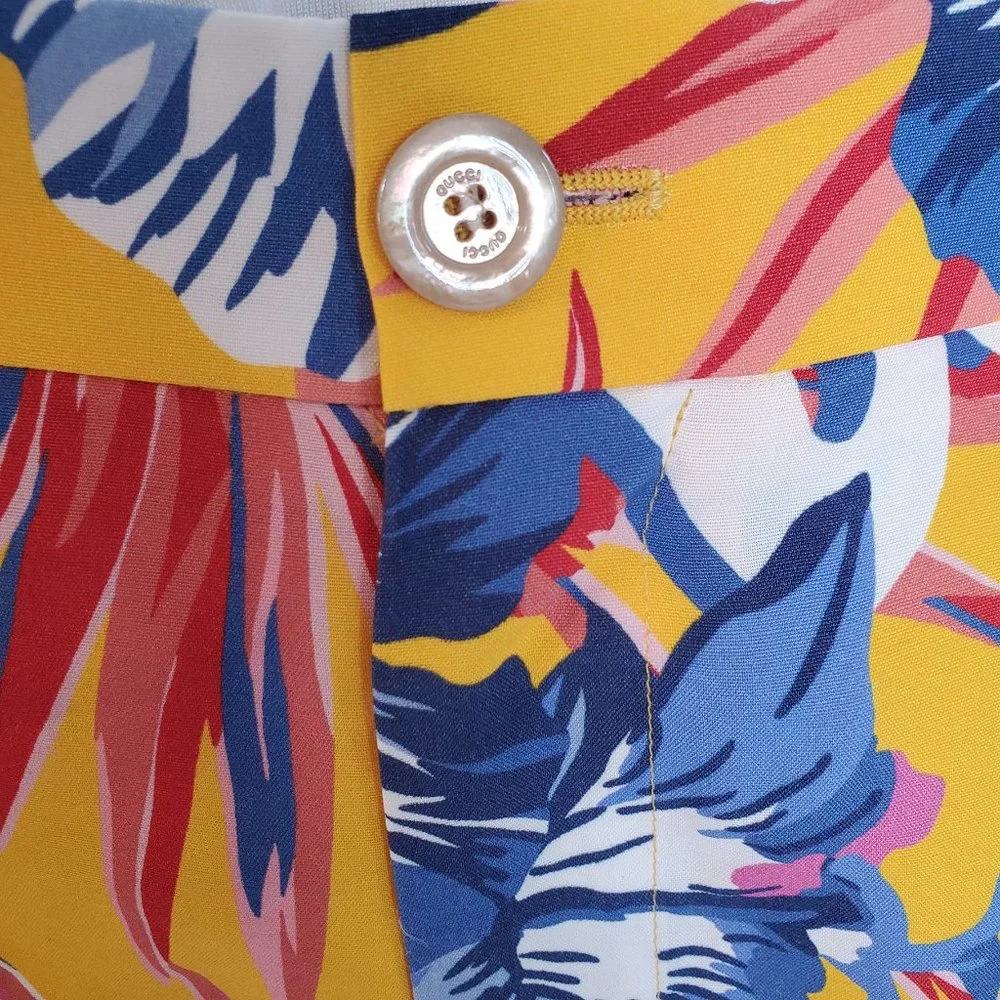 GUCCI CROPPED PANTS HAWAIIAN BERMUDA SHORTS HIBISCUS LEAVES PRINT sz IT 38 US 2